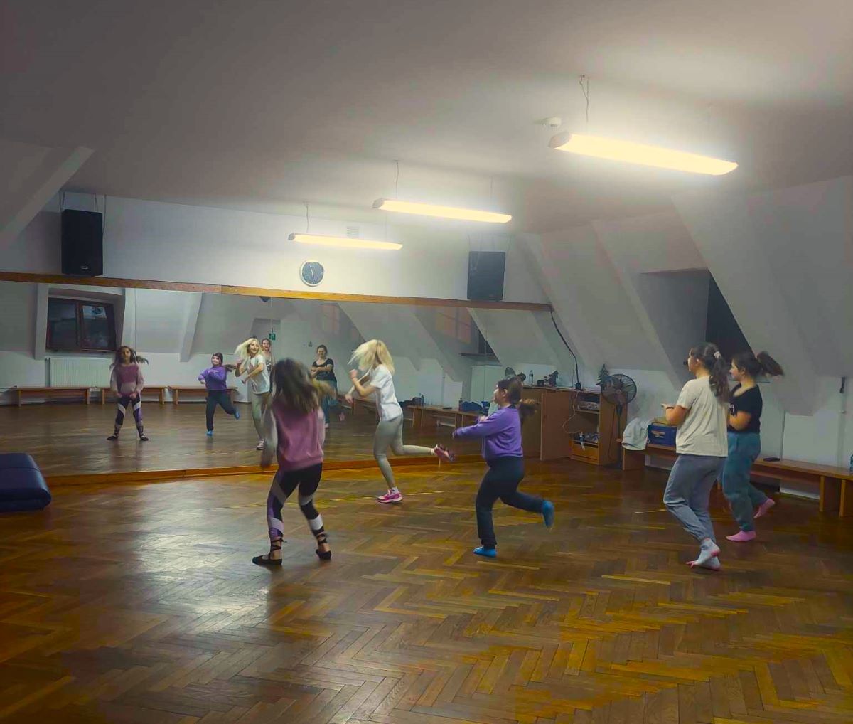 415498814_757121199801469_6579745381176205371_n