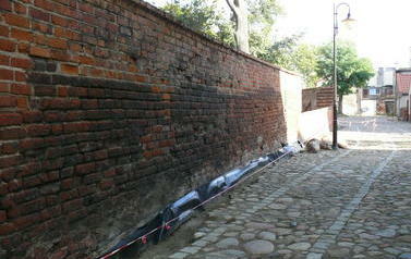Rewitalizacja miasta - remont murów obronnych w Pasłęku” etap II (4)