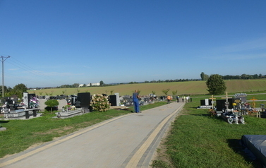 alejki na cmentarzu po zakończeniu prac (1)