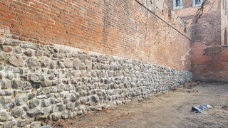 Rewitalizacja miasta - Remont murów obronnych w Pasłęku etap II (9)