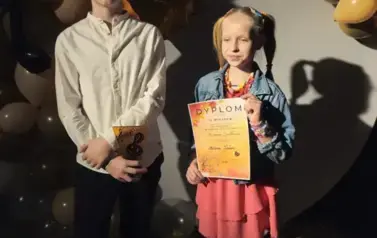 1000088181