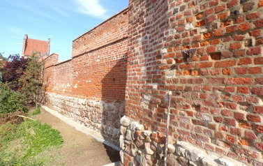 Rewitalizacja miasta - Remont murów obronnych w Pasłęku etap III