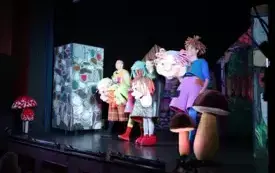 XIII PASŁĘCKA WIOSNA TEATRALNA - DWA SPEKTAKLE "JASIA I MAŁGOSI" 9