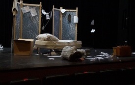 pr&oacute;ba do spektaklu teatralnego "Listy z domu wariat&oacute;w"