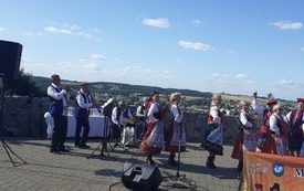 &bdquo;Pasłęczanie&rdquo; w Kurzętniku na "Międzynarodowym Przeglądzie Zespoł&oacute;w Ludowych" 2