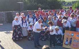 &bdquo;Pasłęczanie&rdquo; w Kurzętniku na "Międzynarodowym Przeglądzie Zespoł&oacute;w Ludowych" 8