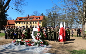 Pomnik - Ofiarom Katynia 2022 5