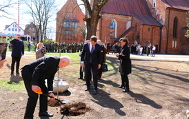 Pomnik - Ofiarom Katynia 2022 15