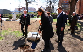 Pomnik - Ofiarom Katynia 2022 20