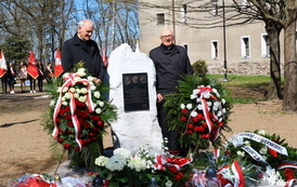 Pomnik - Ofiarom Katynia 2022 21