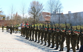 Pomnik - Ofiarom Katynia 2022 35