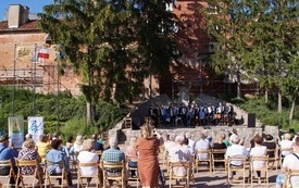 02.07.22 ARTYSTYCZNE LATO 2022 - KONCERT INAUGURACYJNY - ORKIESTRA AKORDEONOWA ZE SZKOŁY SZTUK PIĘKNYCH W RUDOMINIE (LITWA) 26