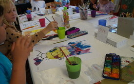 Wakacyjne zajęcia plastyczne 08.2022 10