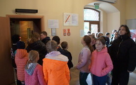 25.10.22 Spektakl teatralny pt. &bdquo;Zielona afera, czyli ostatnie śledztwo inspektora Zgrozy&rdquo; 7