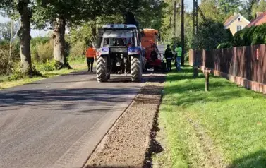 Postępy prac drogowych w Robitach_1