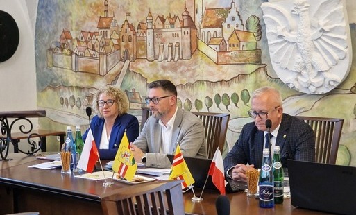 Zdjęcie do Informacja z sesji nadzwyczajnej Rady Miejskiej w Pasłęku w dniu 17 września 2026 r.