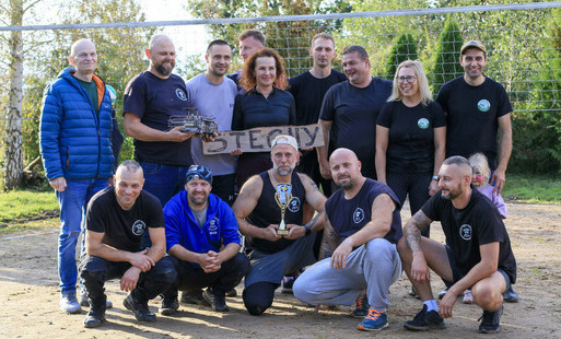 Zdjęcie do  Sołecki Mecz Siatkarski o Puchar Sołtysa w Stegnach to sport, pomoc i integracja mieszkańc&oacute;w